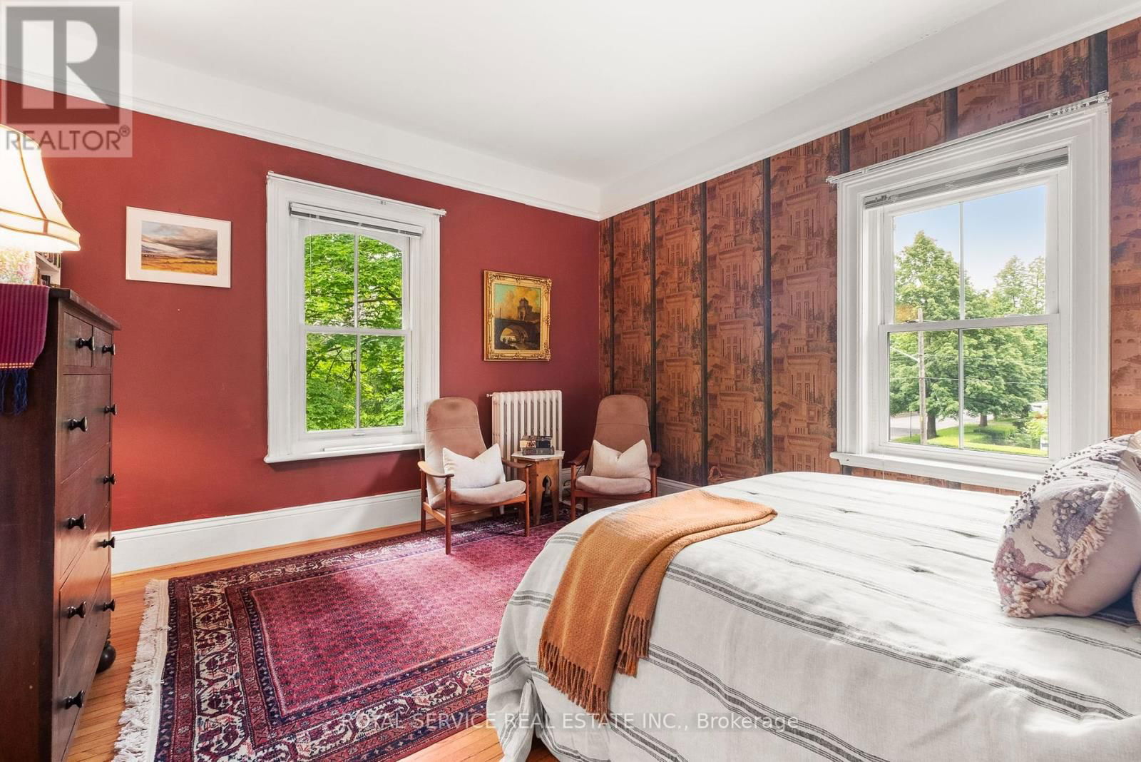 303 HENRY STREET Image 18
