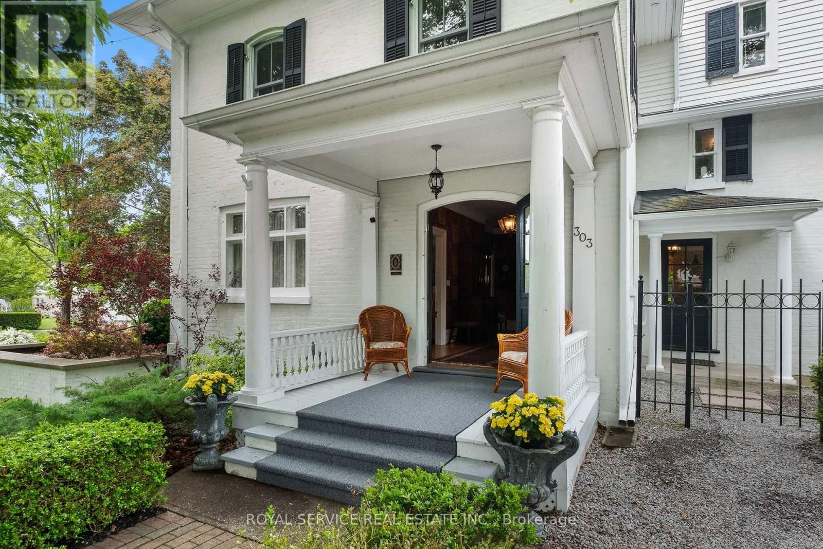 303 HENRY STREET Image 3