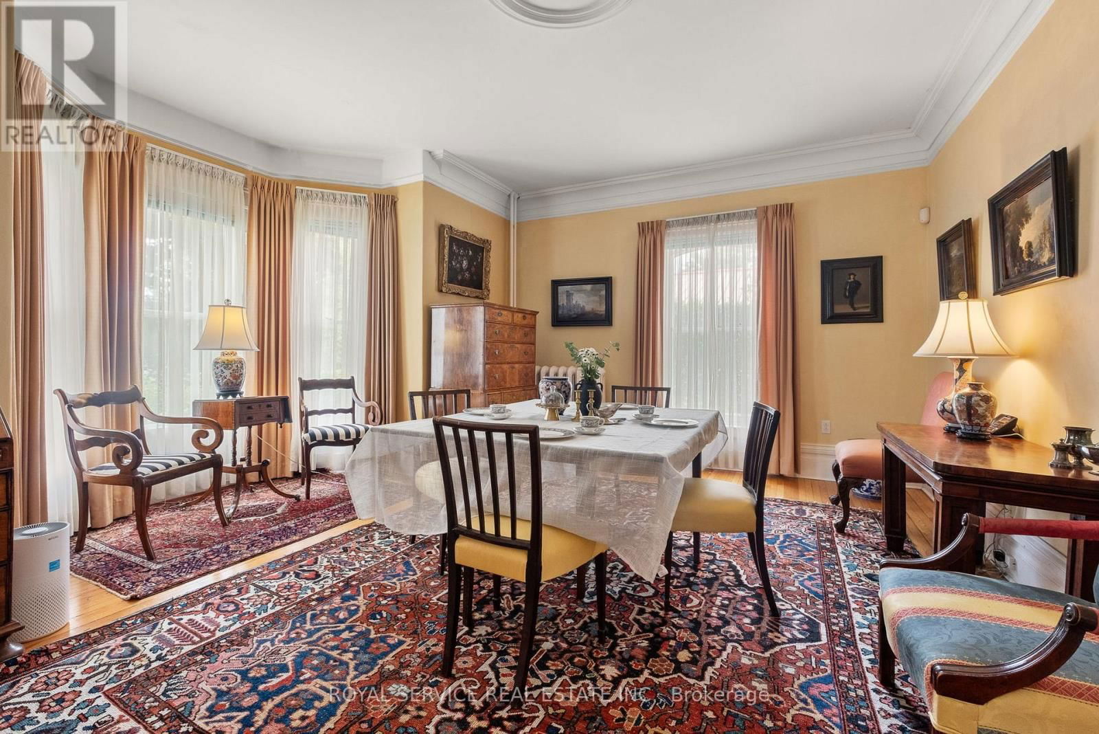 303 HENRY STREET Image 6