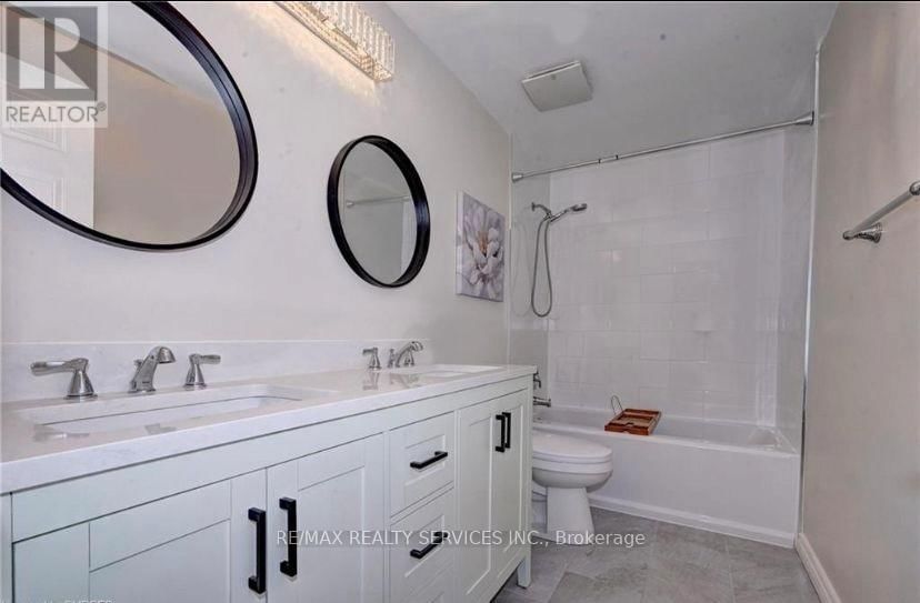 108 SWEENEY CRESCENT Image 12