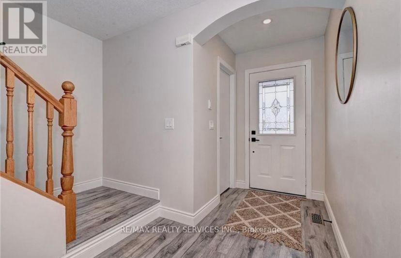 108 SWEENEY CRESCENT Image 2