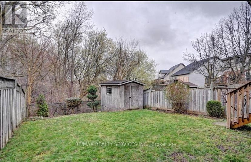 108 SWEENEY CRESCENT Image 21