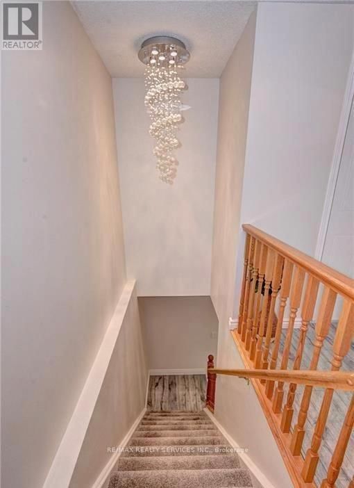 108 SWEENEY CRESCENT Image 8