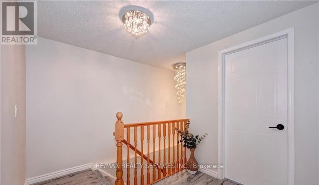 108 SWEENEY CRESCENT Image 9