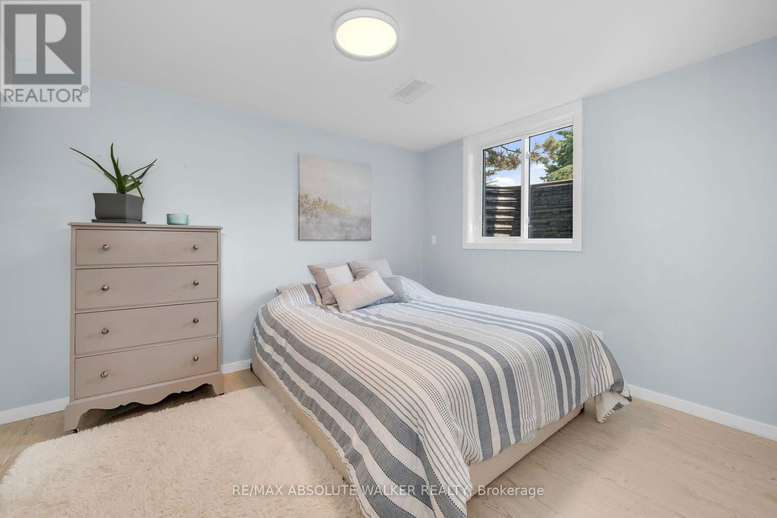 21 TRILLIUM CRESCENT Image 30