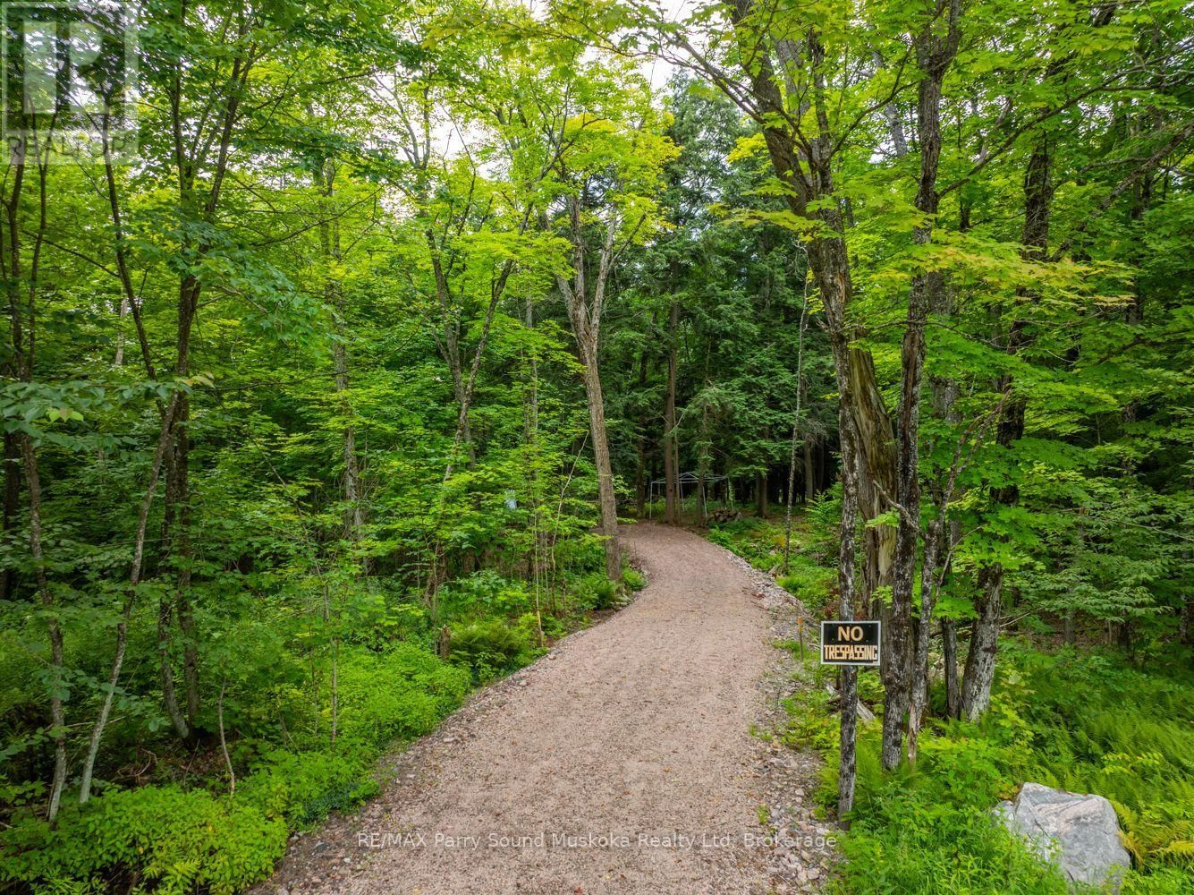 131 MOONWING ROAD Image 20