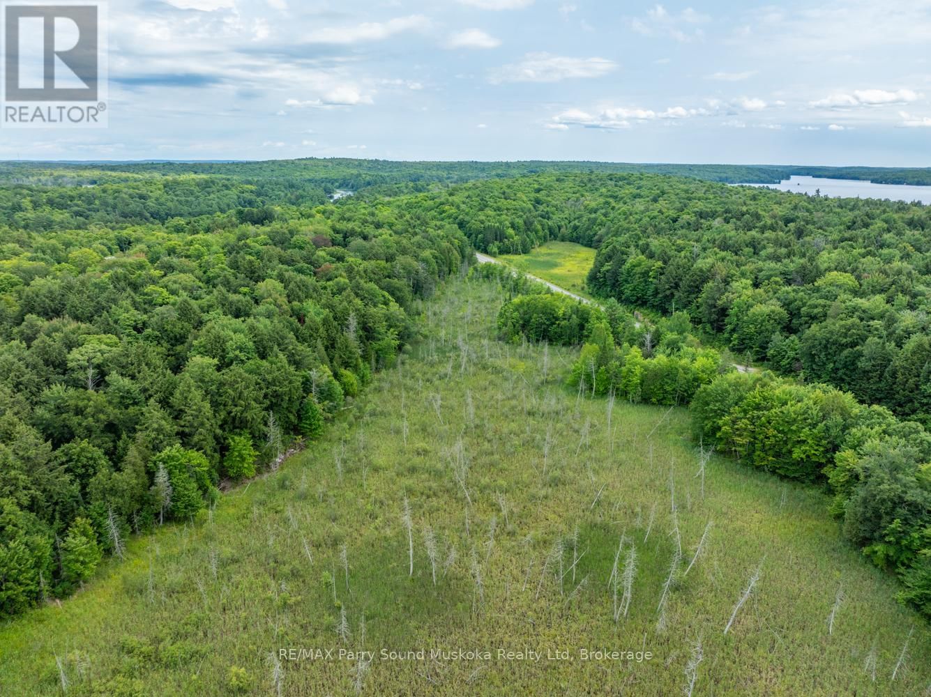 131 MOONWING ROAD Image 32
