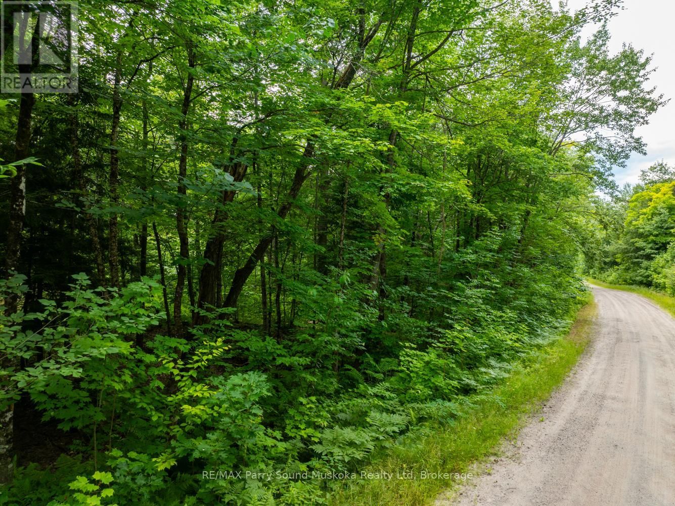 131 MOONWING ROAD Image 8