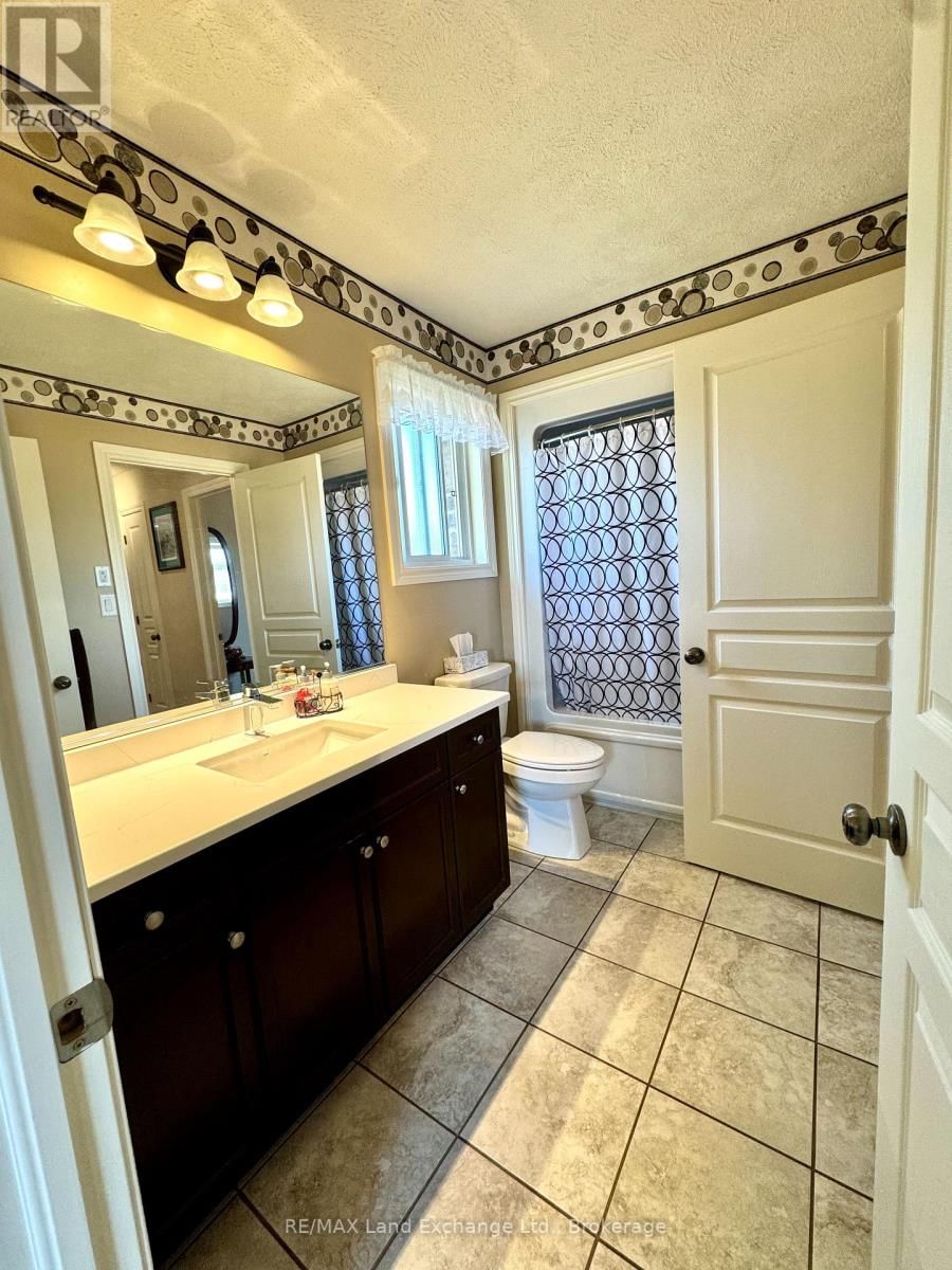 210 STICKEL STREET Image 14