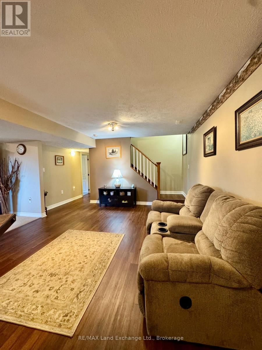 210 STICKEL STREET Image 28