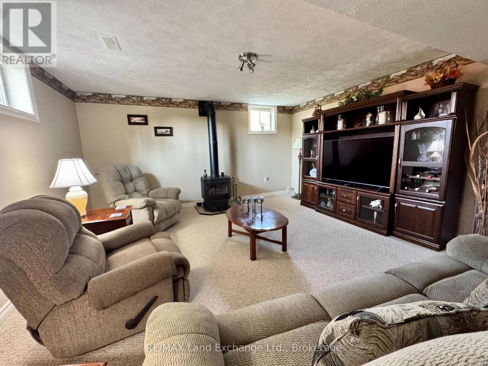 210 STICKEL STREET Image 30