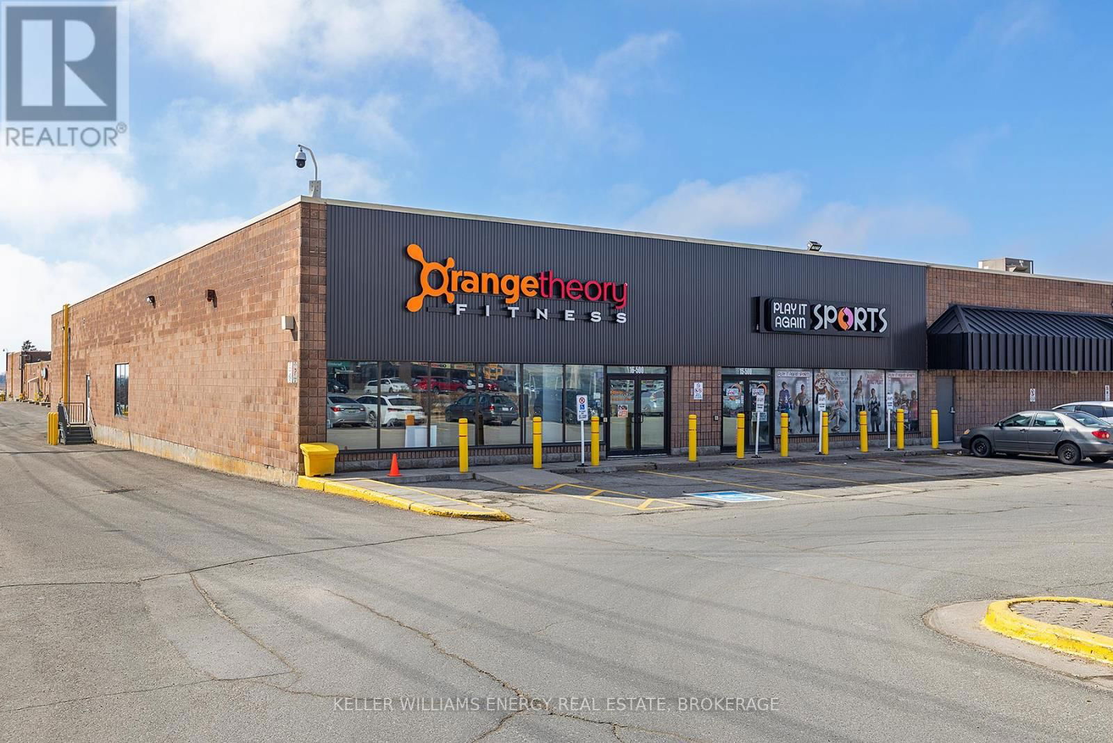 6B - 500 GARDINERS ROAD Image 2