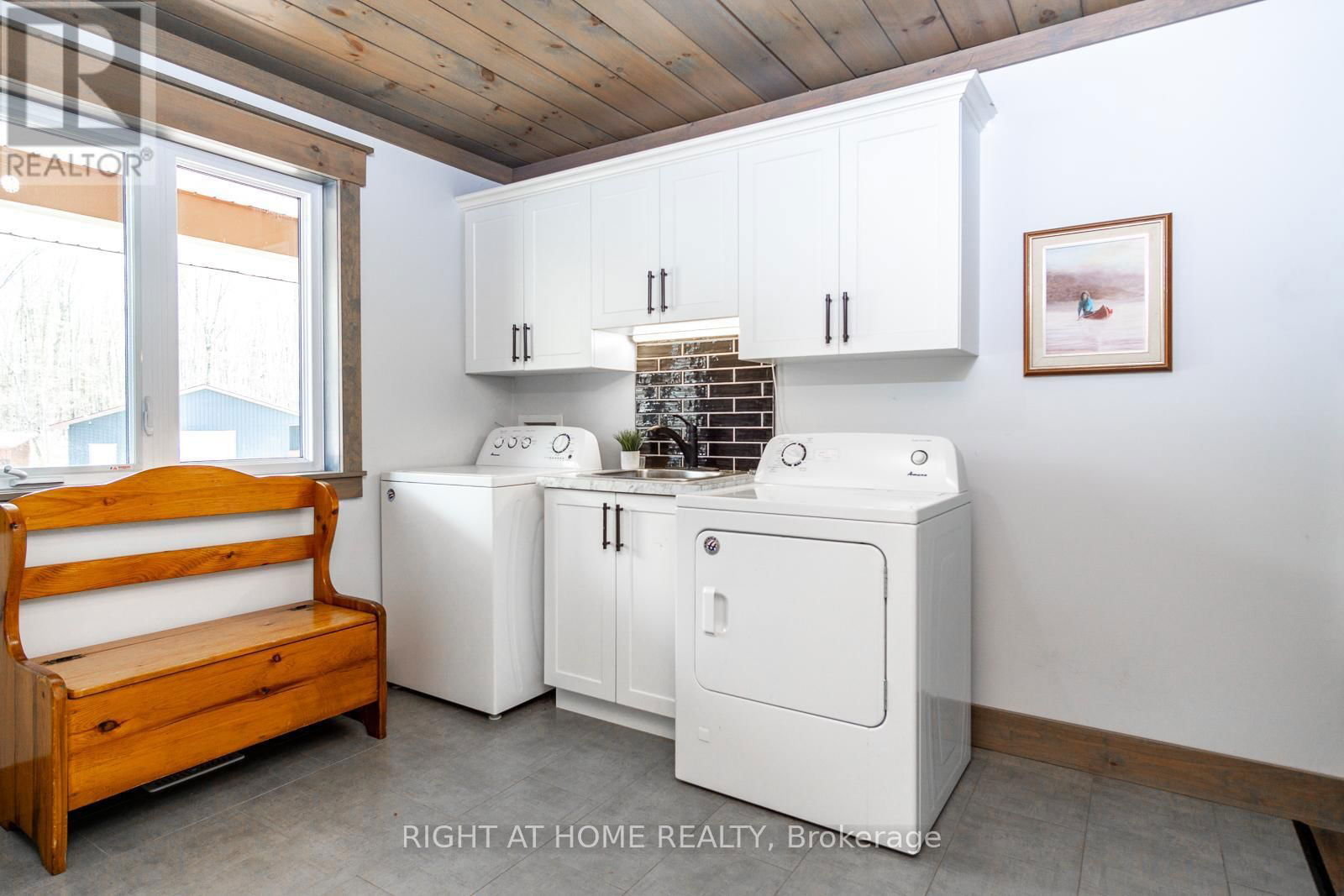 452A COLDWATER ROAD Image 16