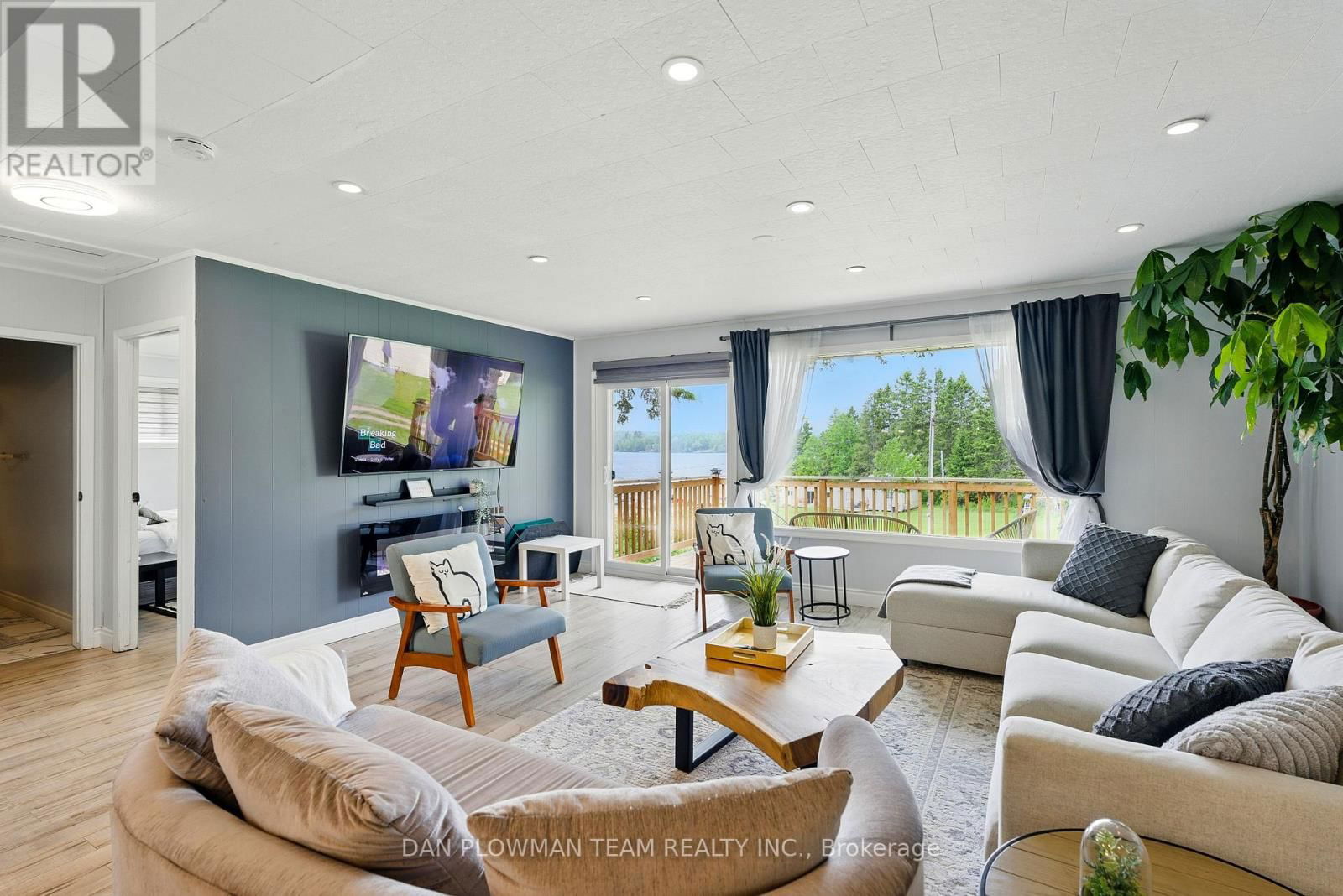 184/189 CHAPMAN DRIVE Image 39