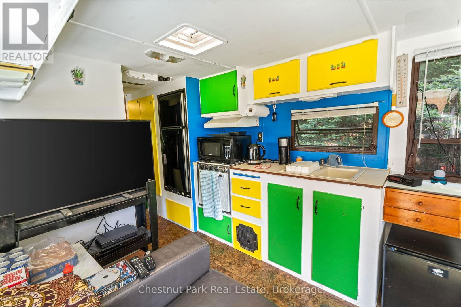 580 ECHO RIDGE ROAD Image 34
