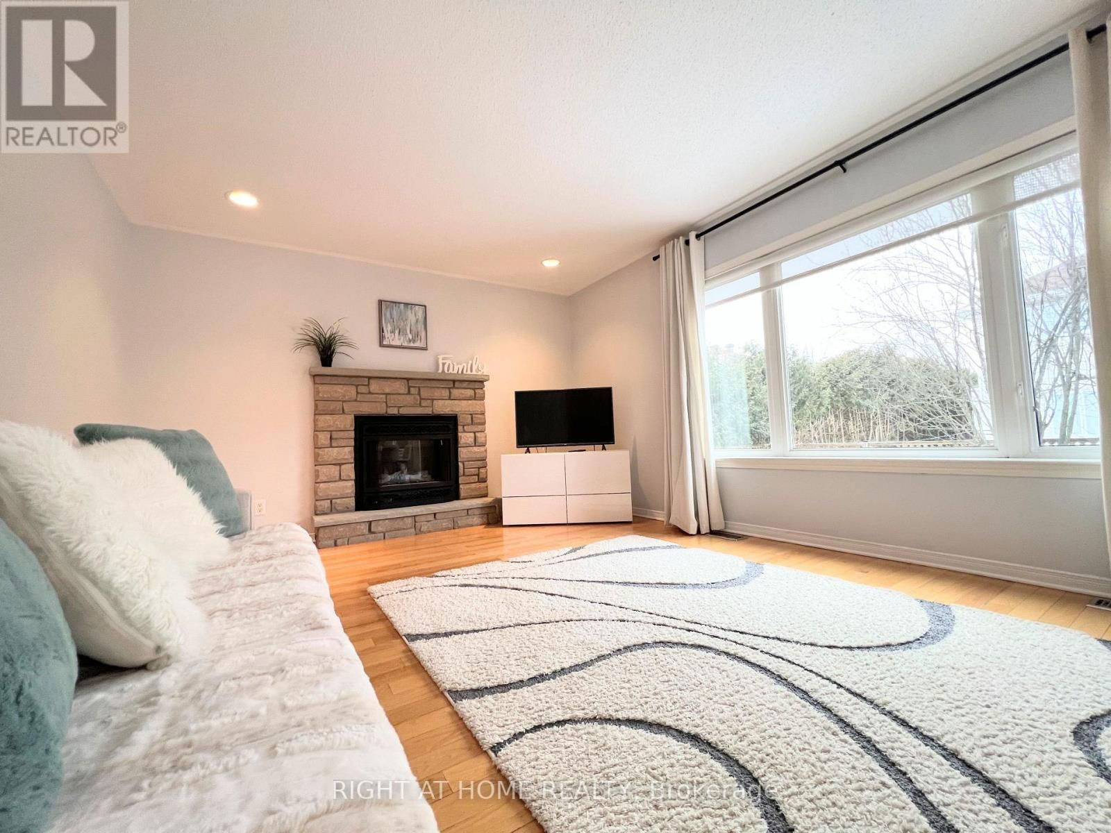 31 FORILLON CRESCENT Image 17