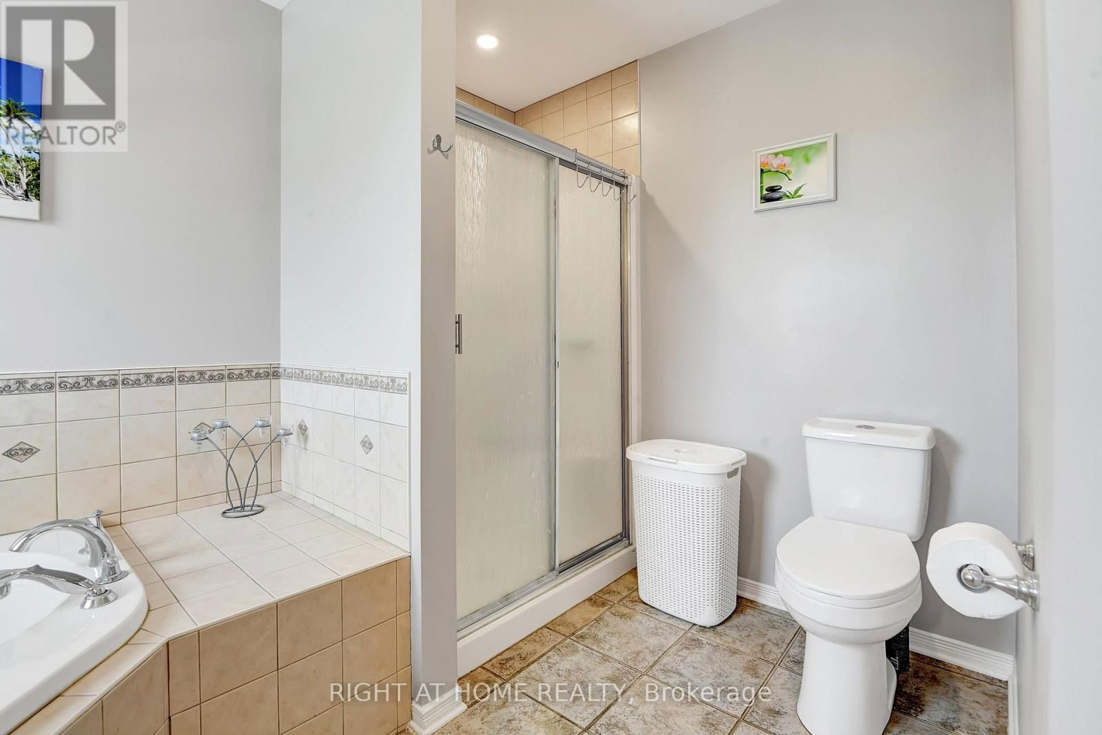 31 FORILLON CRESCENT Image 28