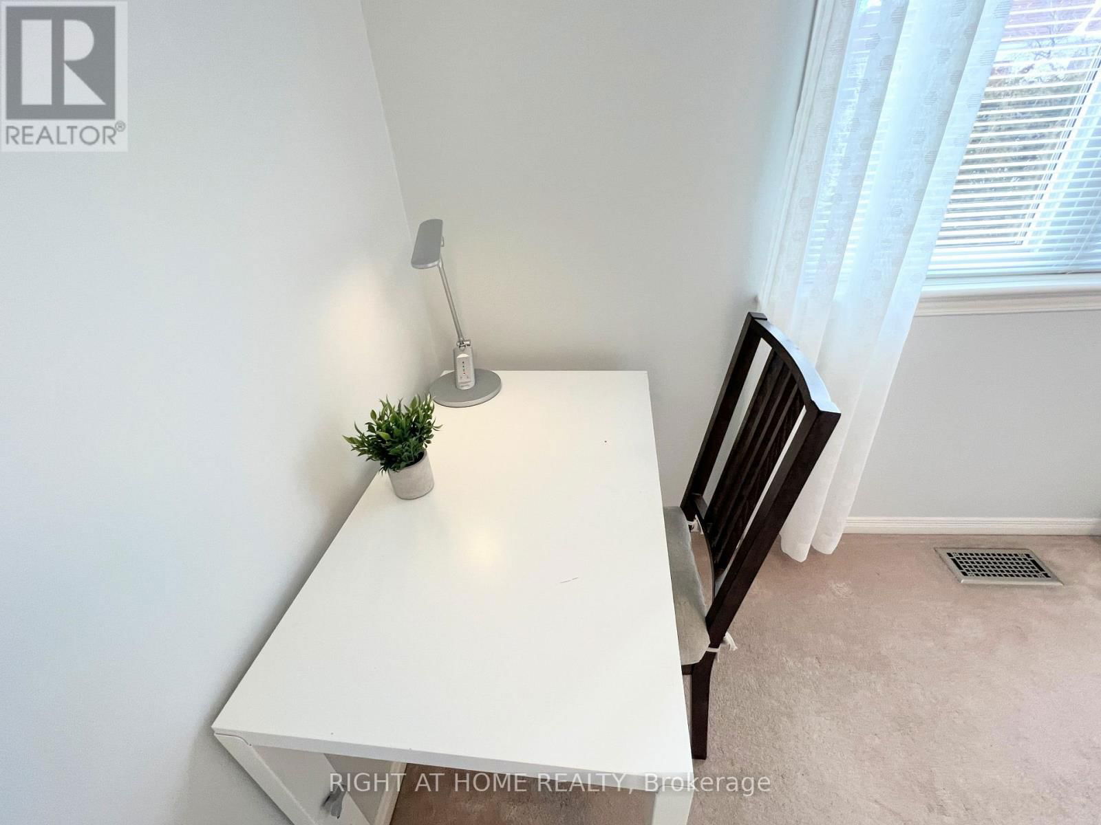 31 FORILLON CRESCENT Image 32