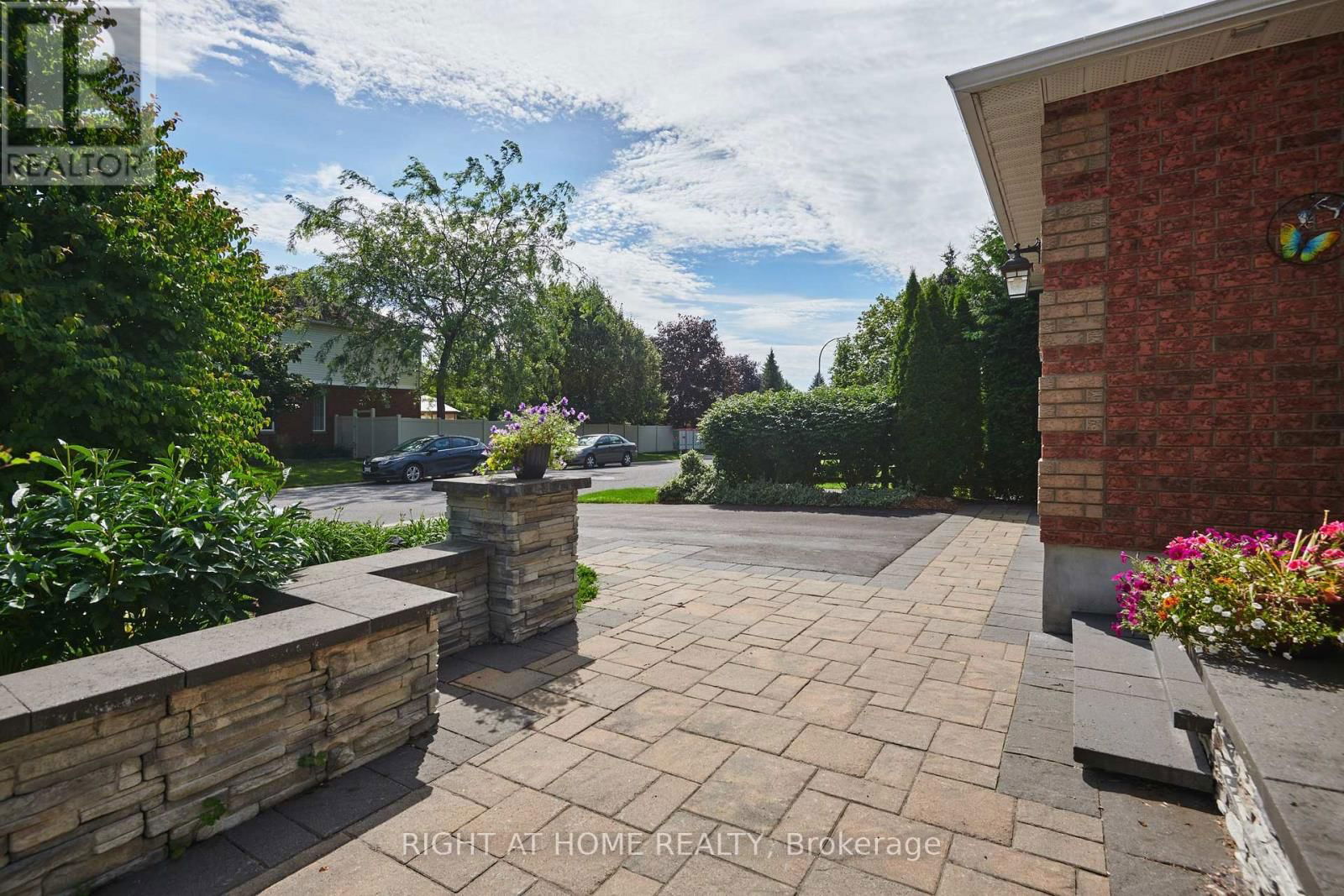 31 FORILLON CRESCENT Image 4