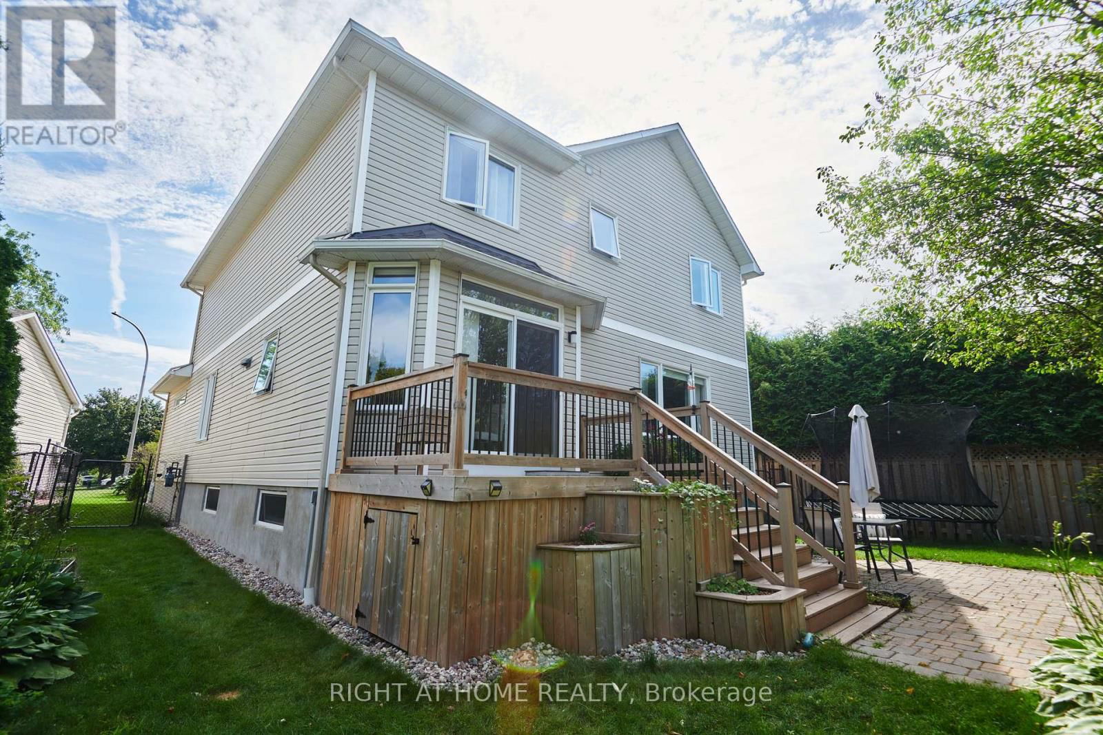 31 FORILLON CRESCENT Image 42
