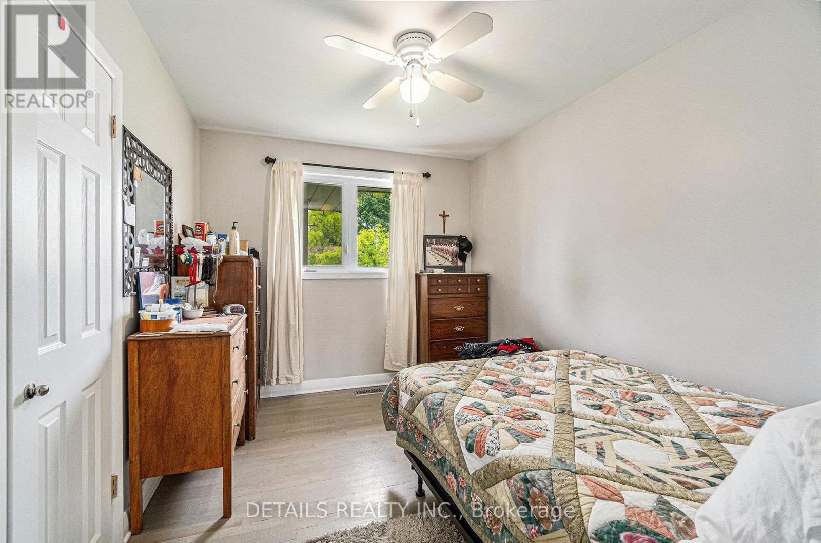 39 ROUNDHAY DRIVE Image 13