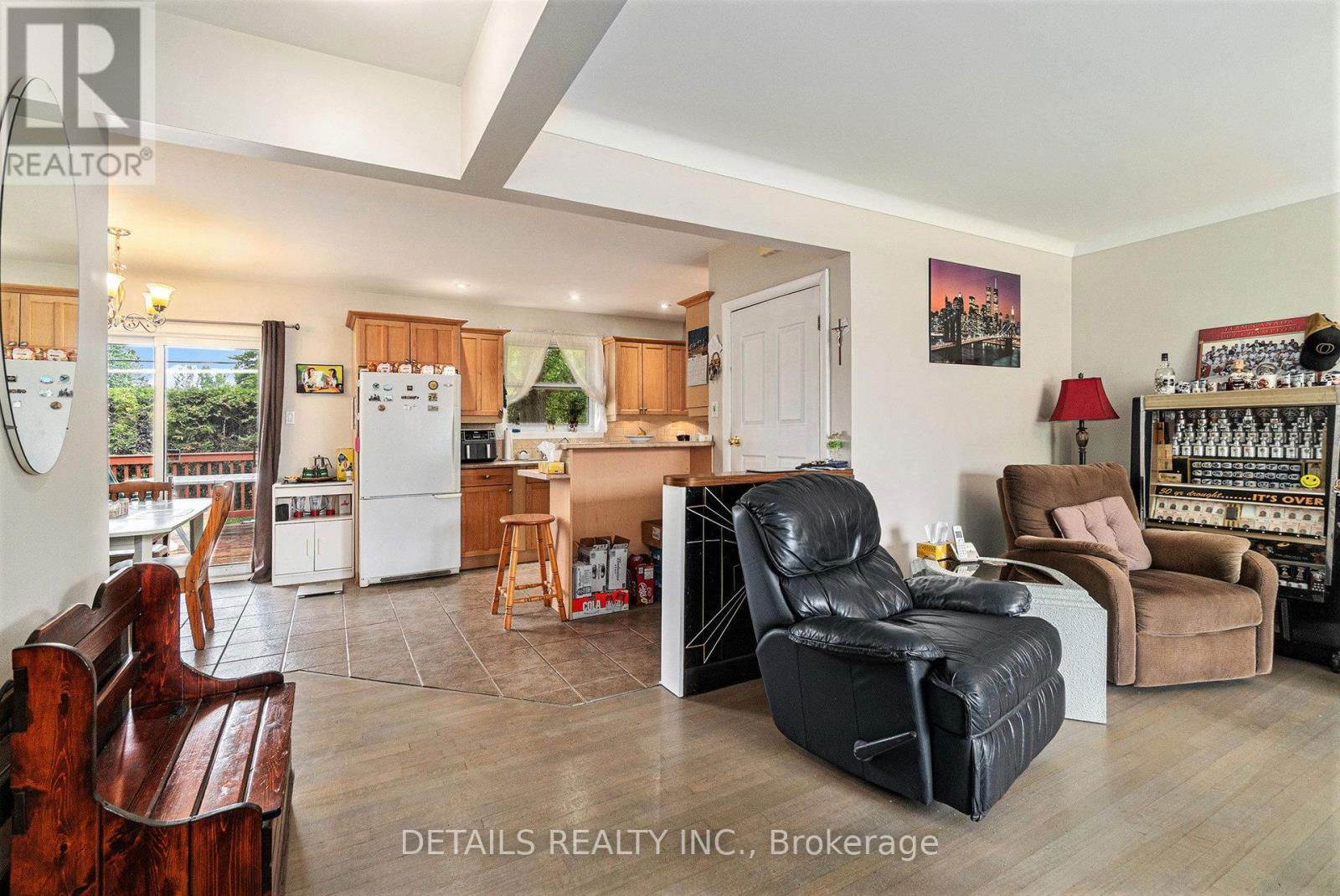 39 ROUNDHAY DRIVE Image 5