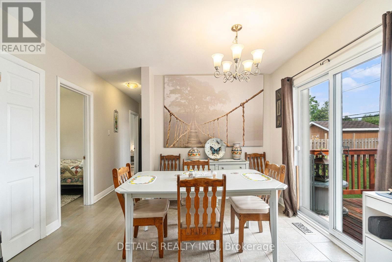 39 ROUNDHAY DRIVE Image 6