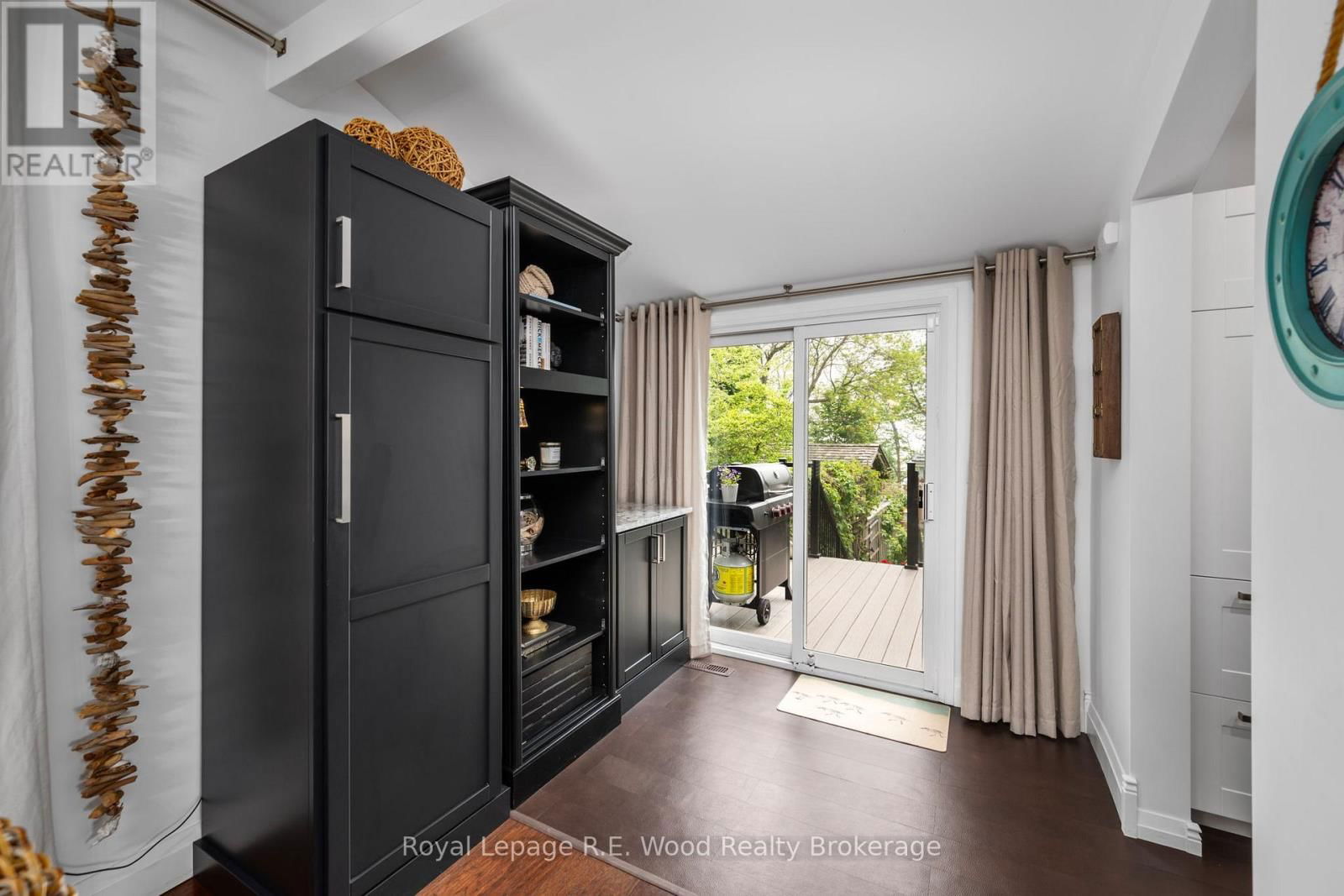 494 GEORGE STREET Image 22