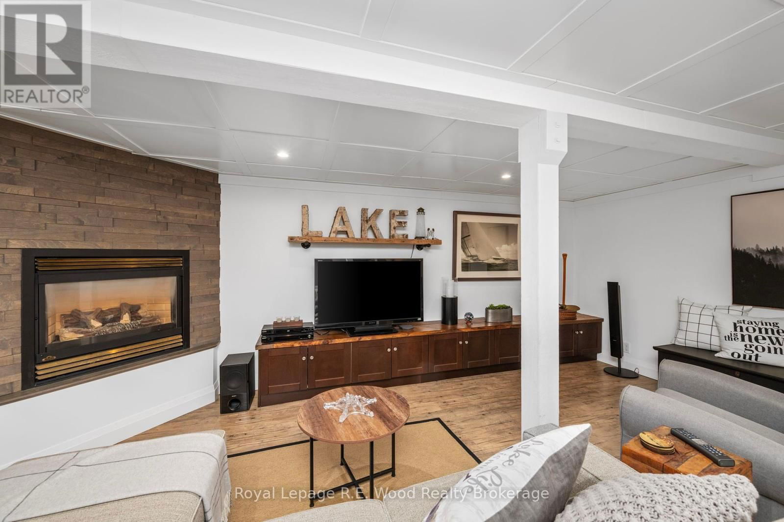 494 GEORGE STREET Image 33