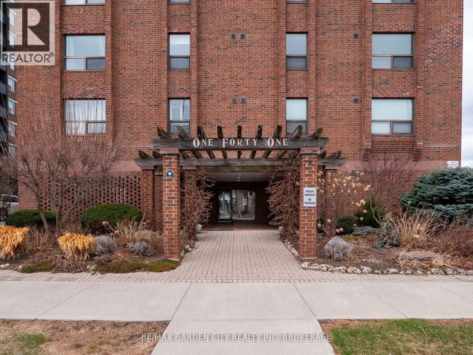 304 - 141 CHURCH STREET Image 1