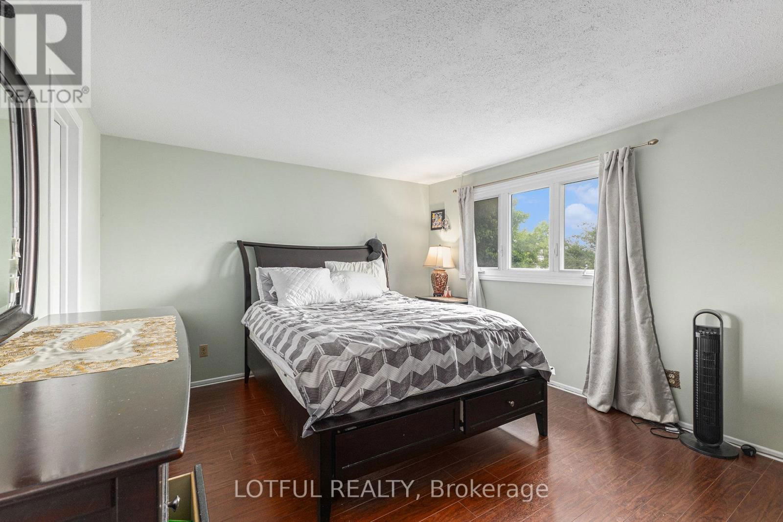 1134 ALENMEDE CRESCENT Image 12