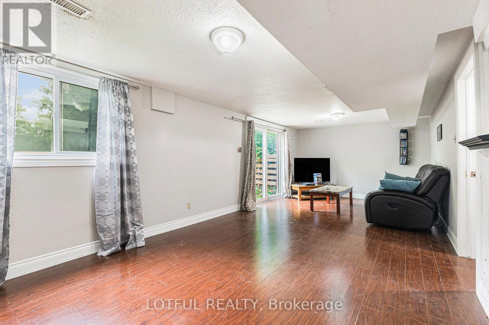 1134 ALENMEDE CRESCENT Image 20