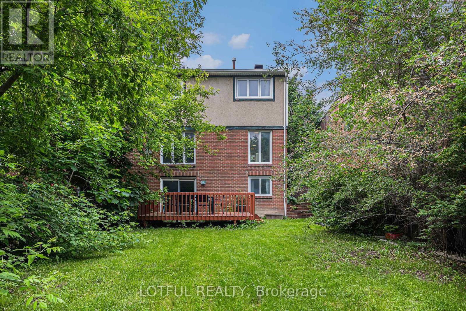 1134 ALENMEDE CRESCENT Image 24