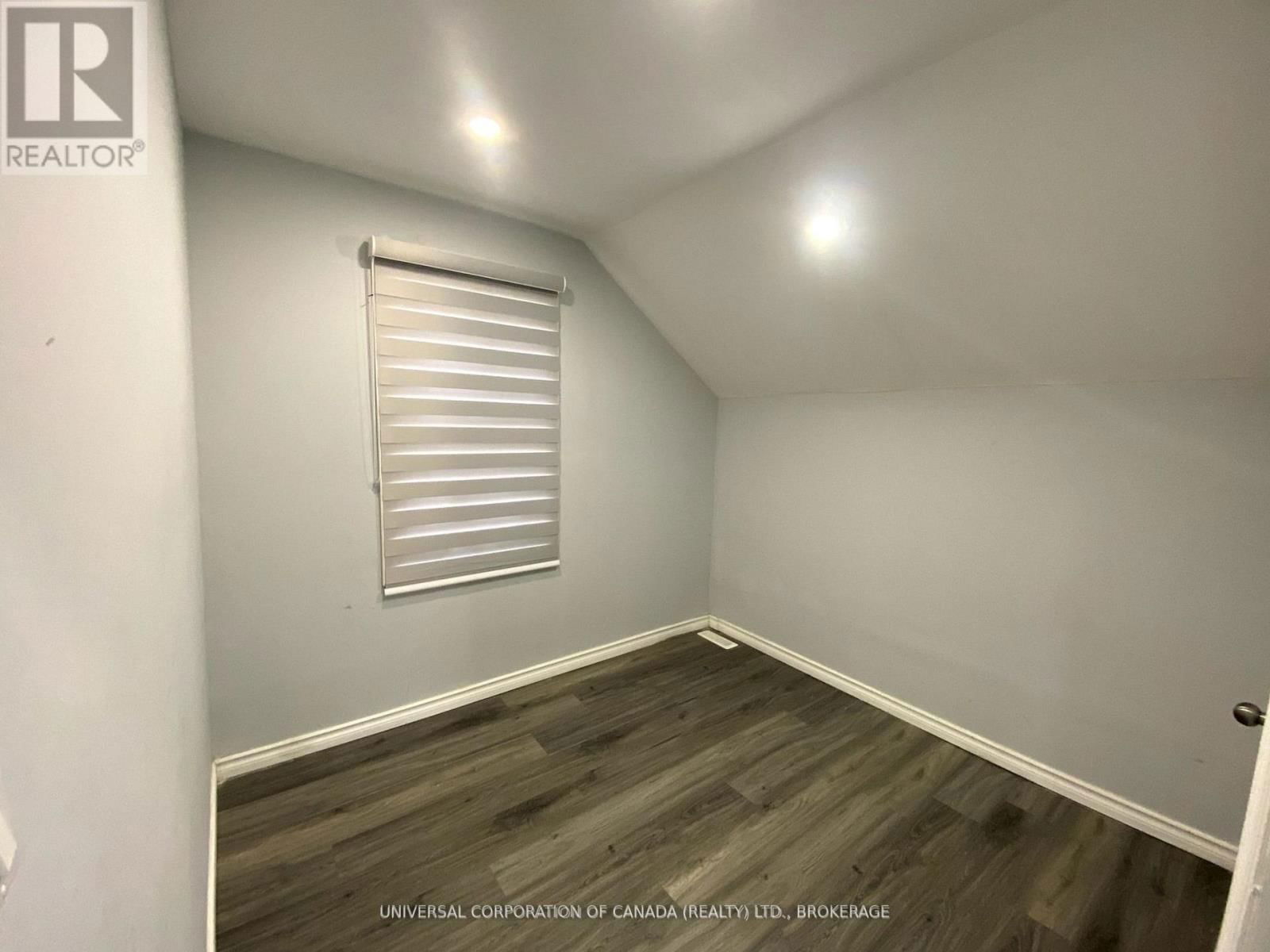 137 ROSS STREET Image 6