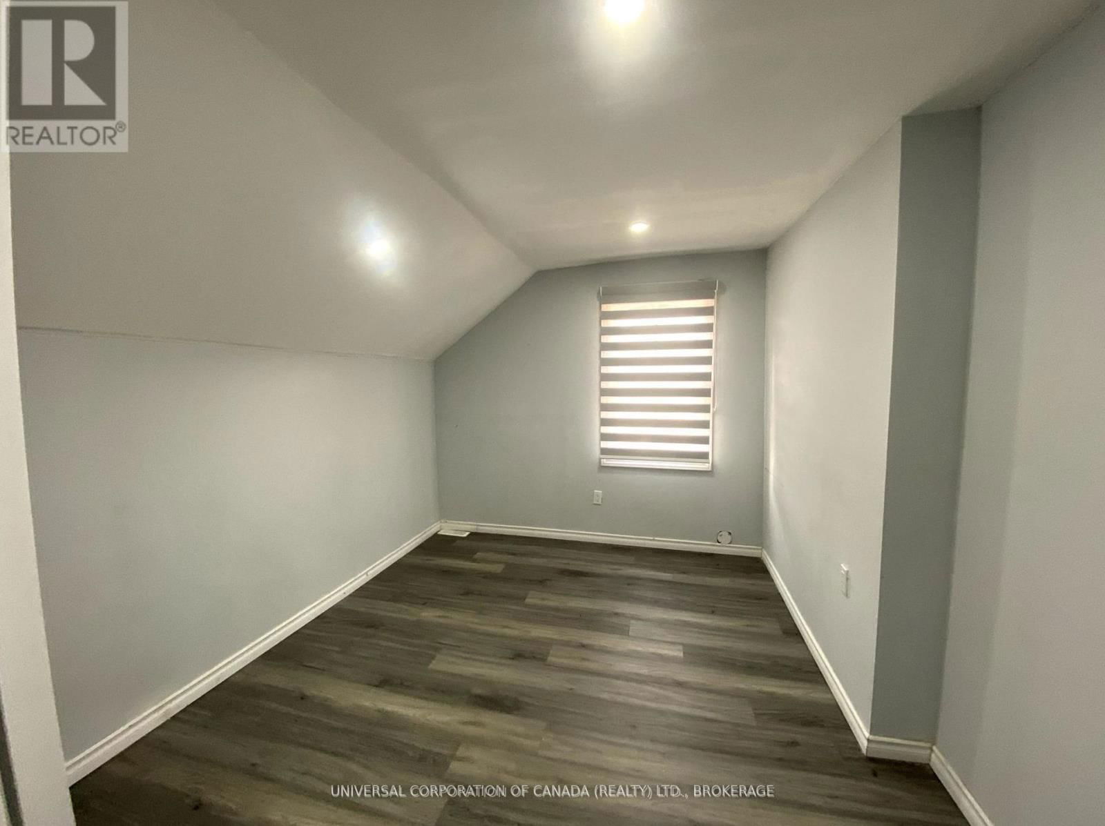 137 ROSS STREET Image 7