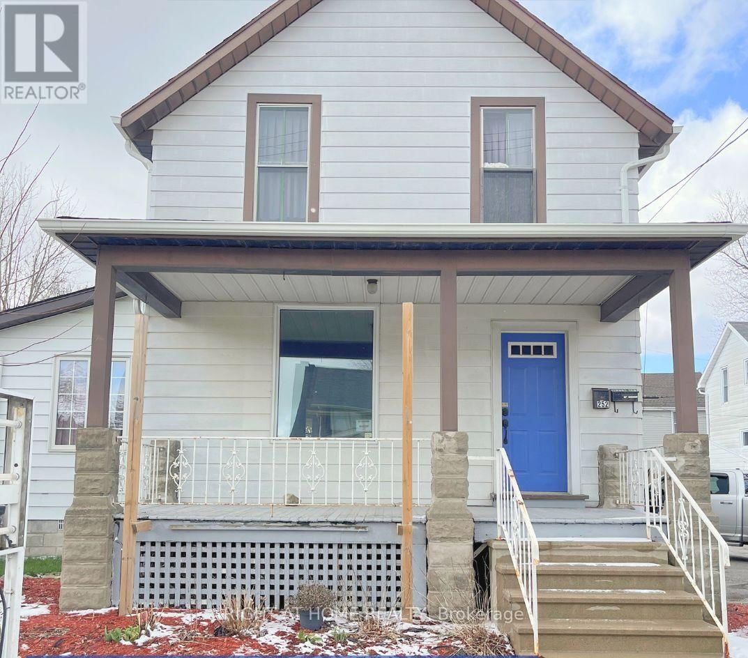 252 QUEEN STREET Image 1