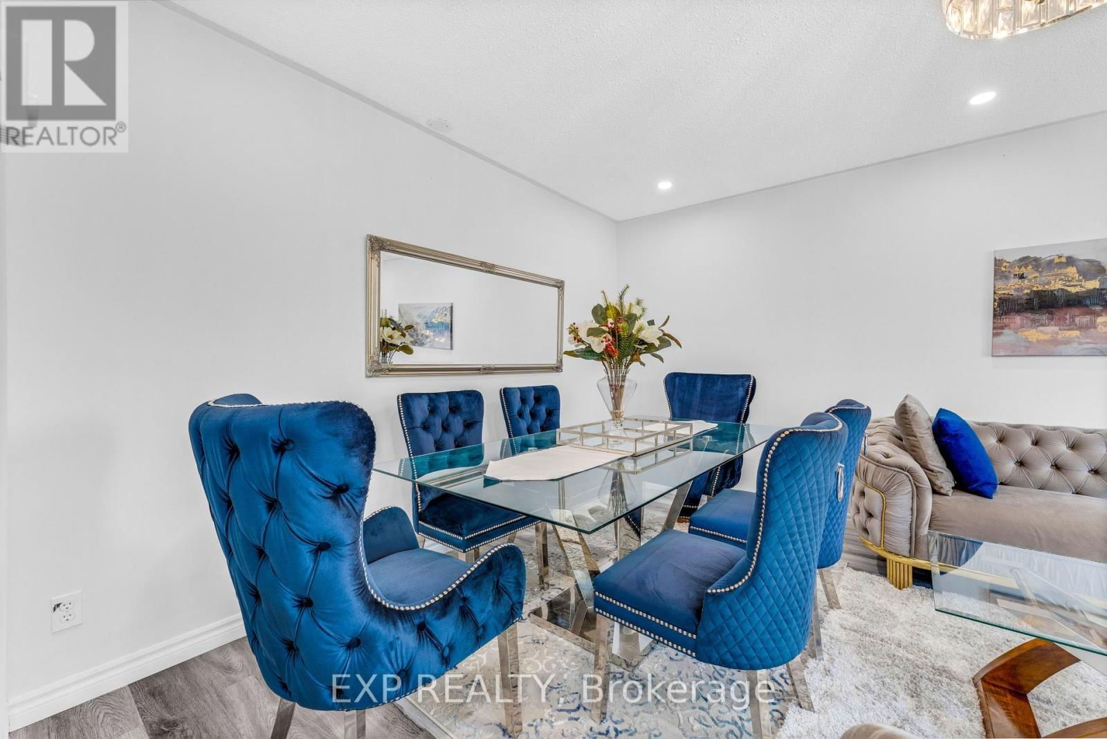 178 SILVER ASPEN CRESCENT Image 15