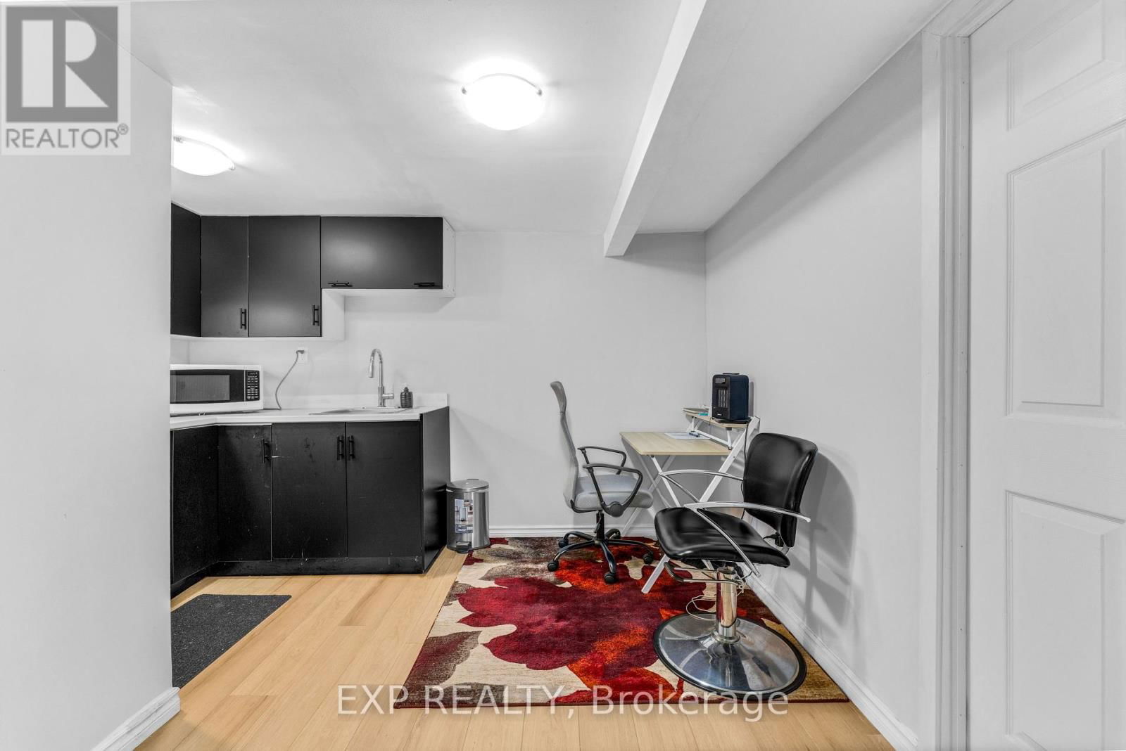 178 SILVER ASPEN CRESCENT Image 23