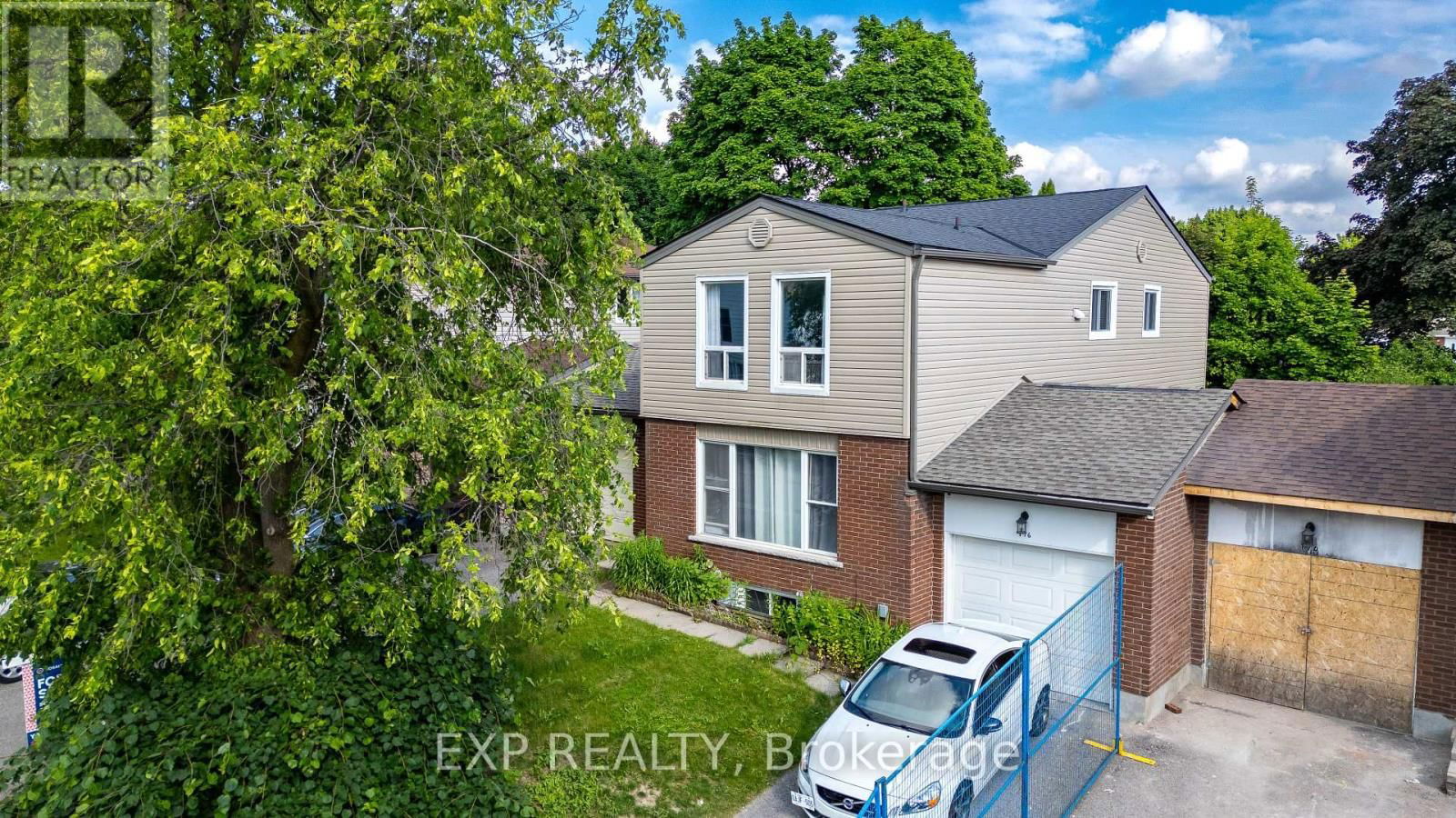 178 SILVER ASPEN CRESCENT Image 42