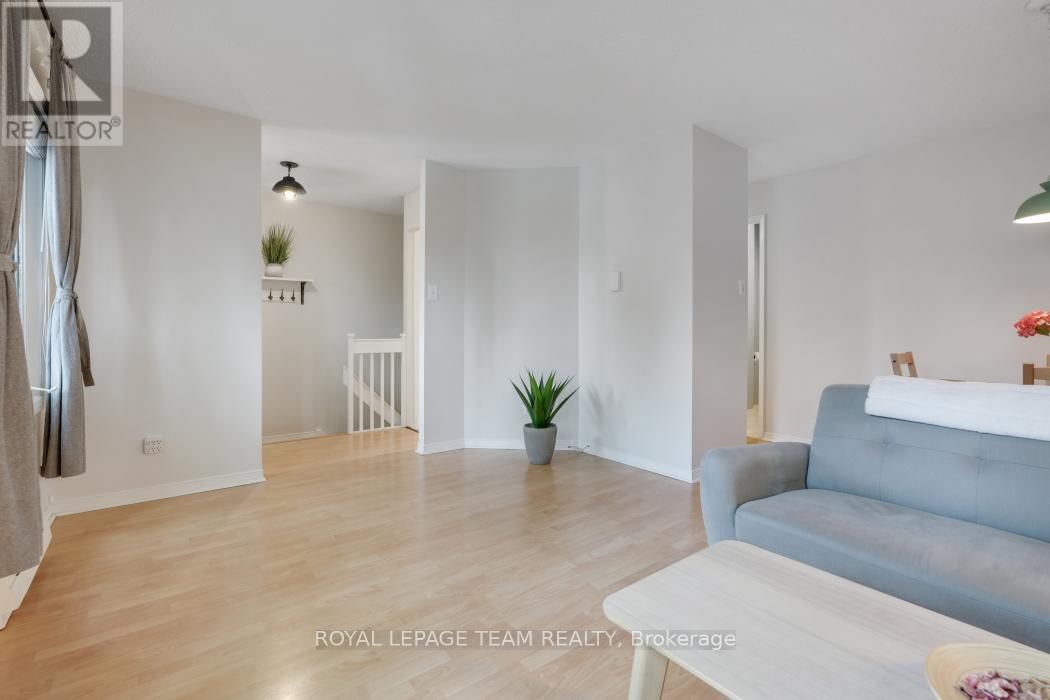 117 - 8 TERRACE DRIVE Image 15