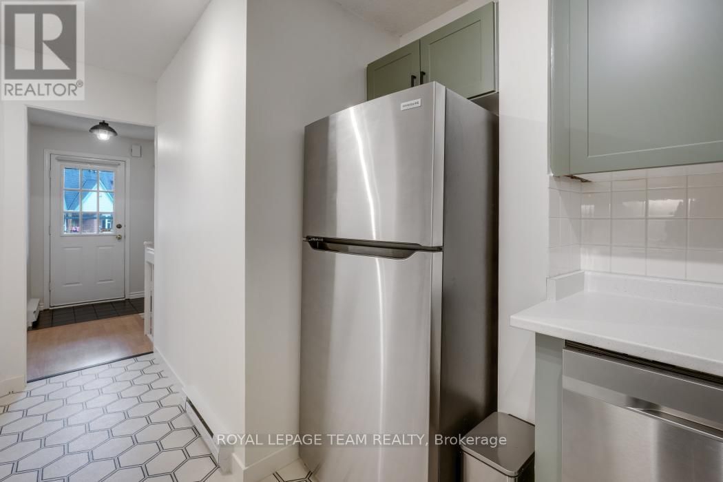117 - 8 TERRACE DRIVE Image 17