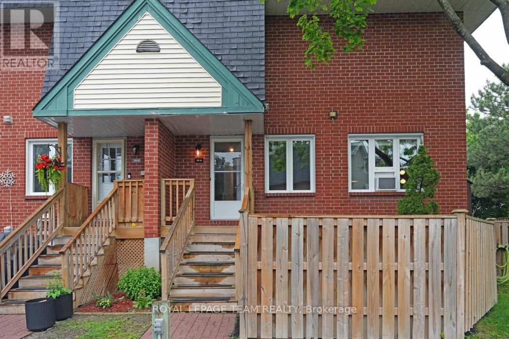117 - 8 TERRACE DRIVE Image 2