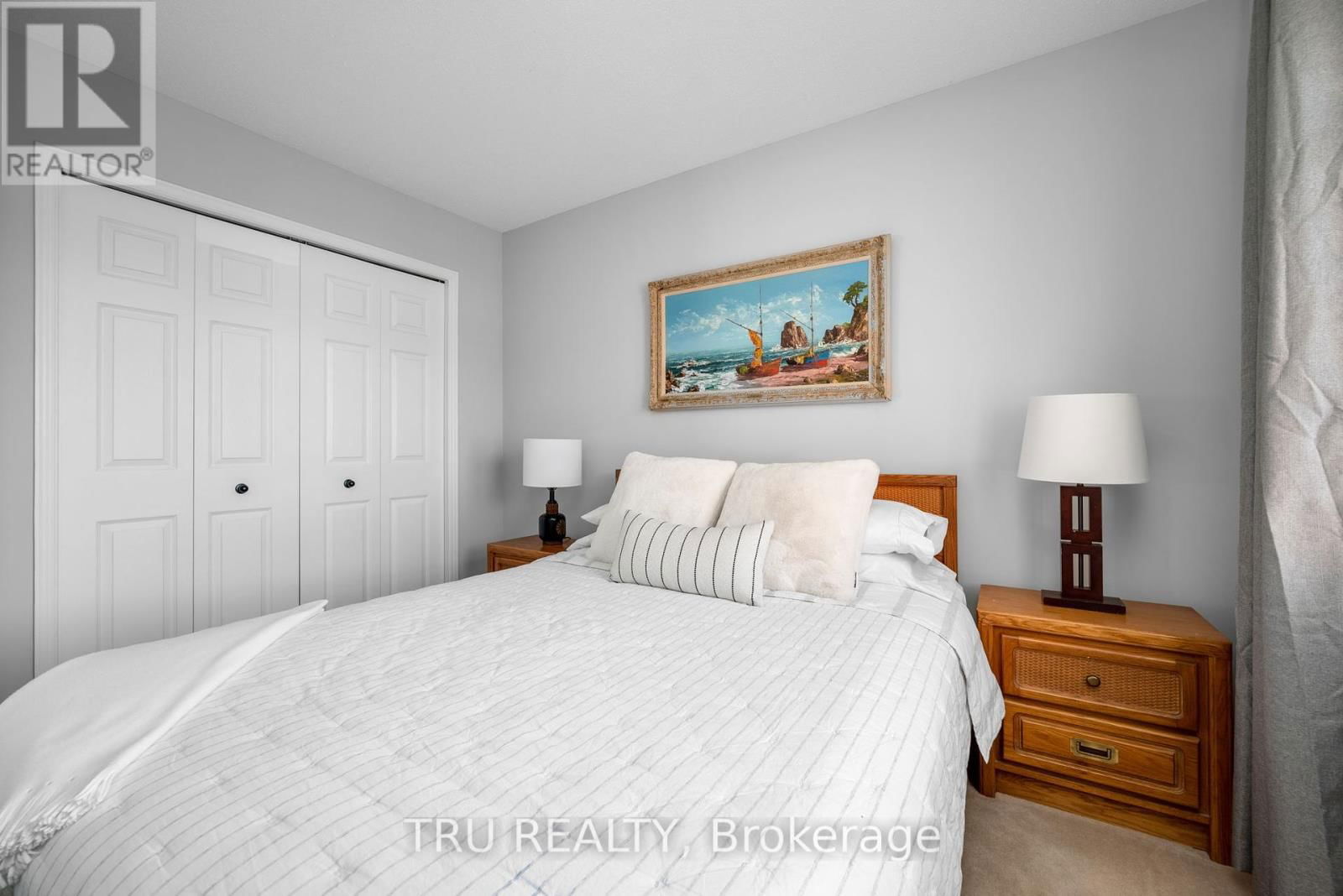 105 DEERCROFT AVENUE Image 28