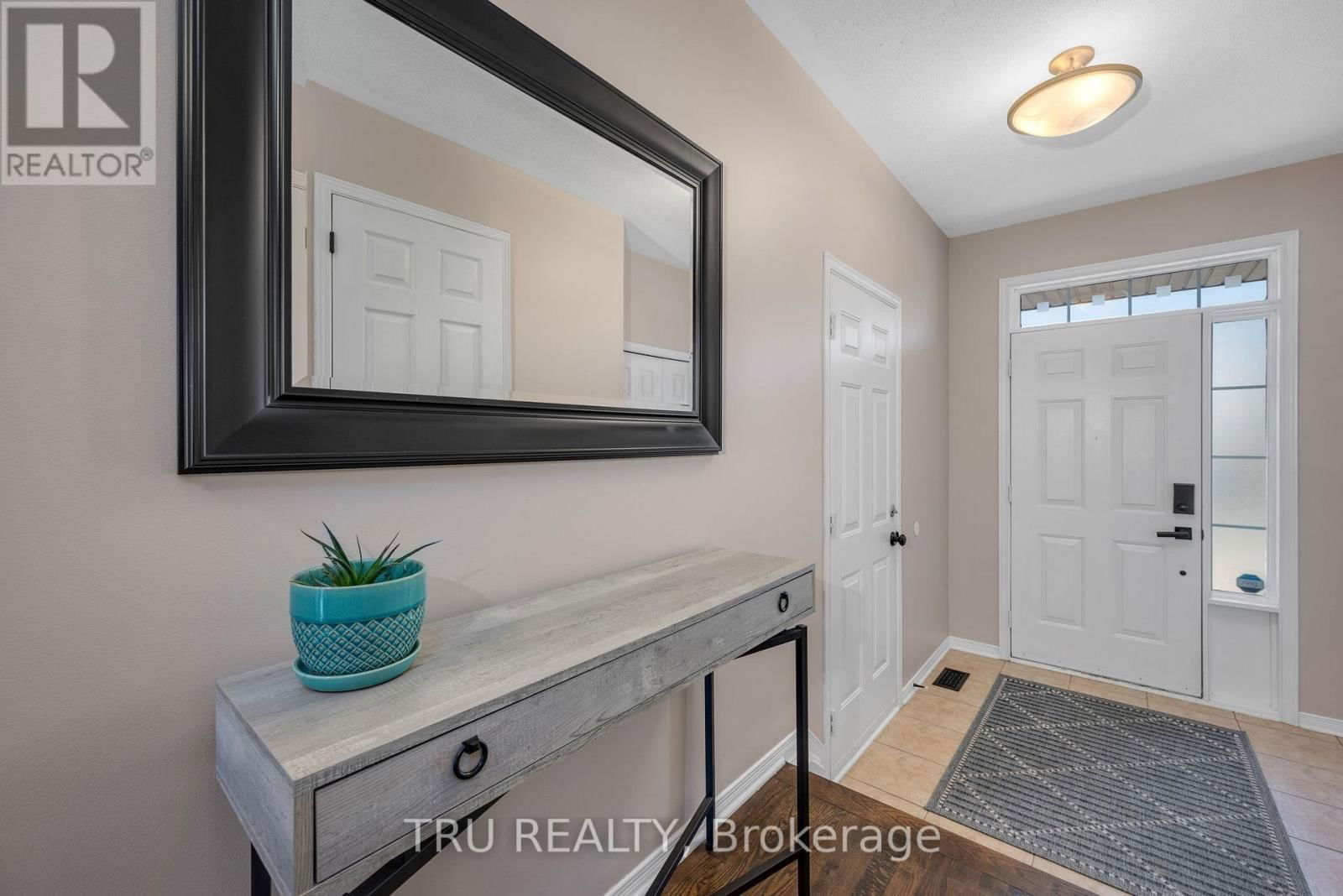 105 DEERCROFT AVENUE Image 3
