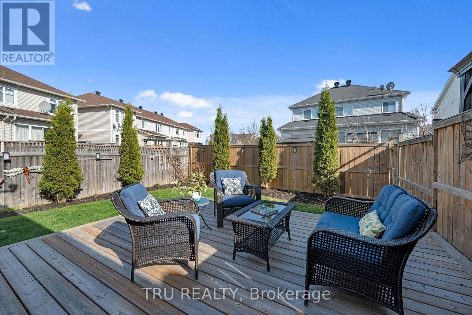 105 DEERCROFT AVENUE Image 36