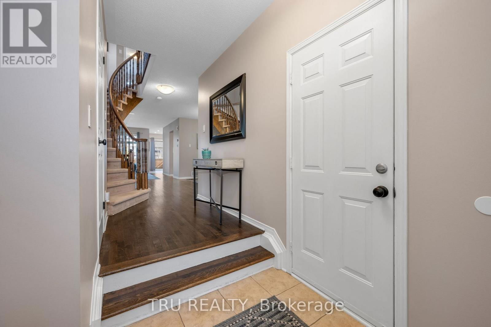 105 DEERCROFT AVENUE Image 4