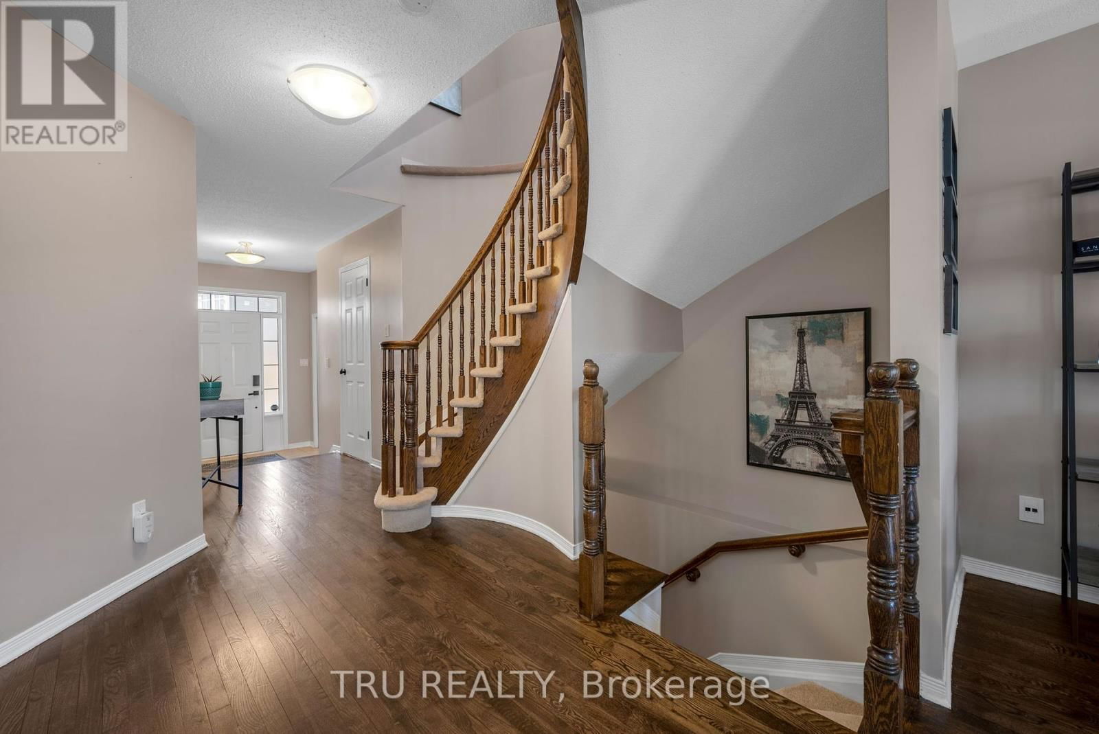 105 DEERCROFT AVENUE Image 5