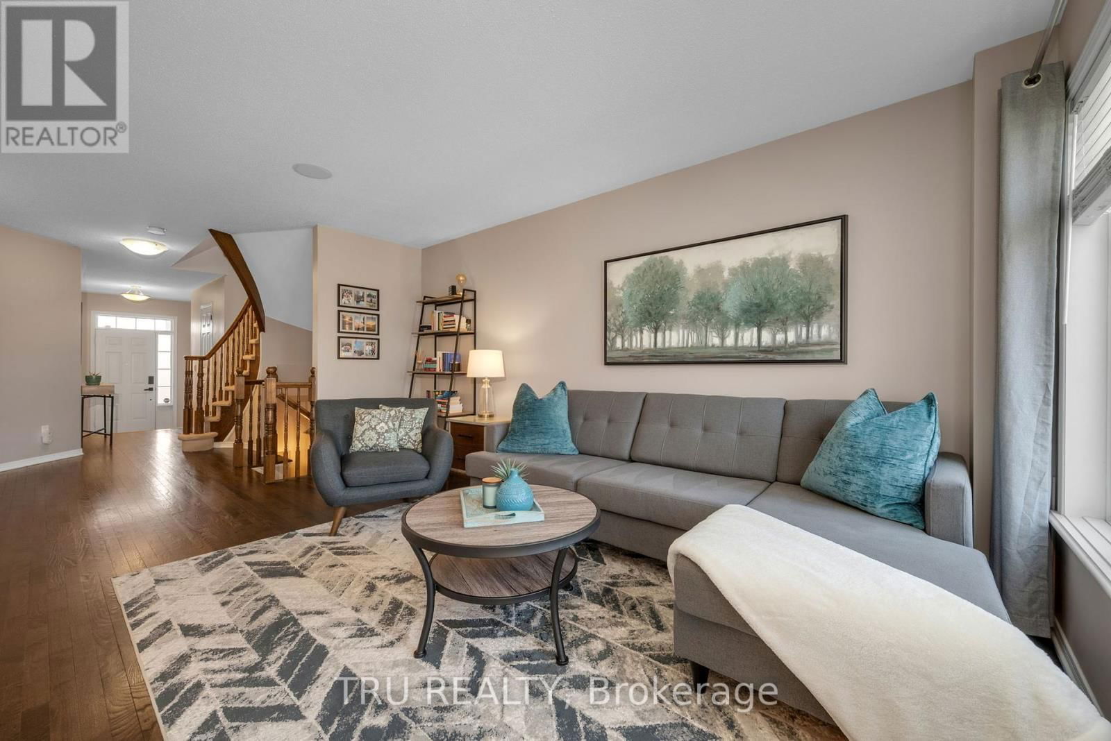 105 DEERCROFT AVENUE Image 9
