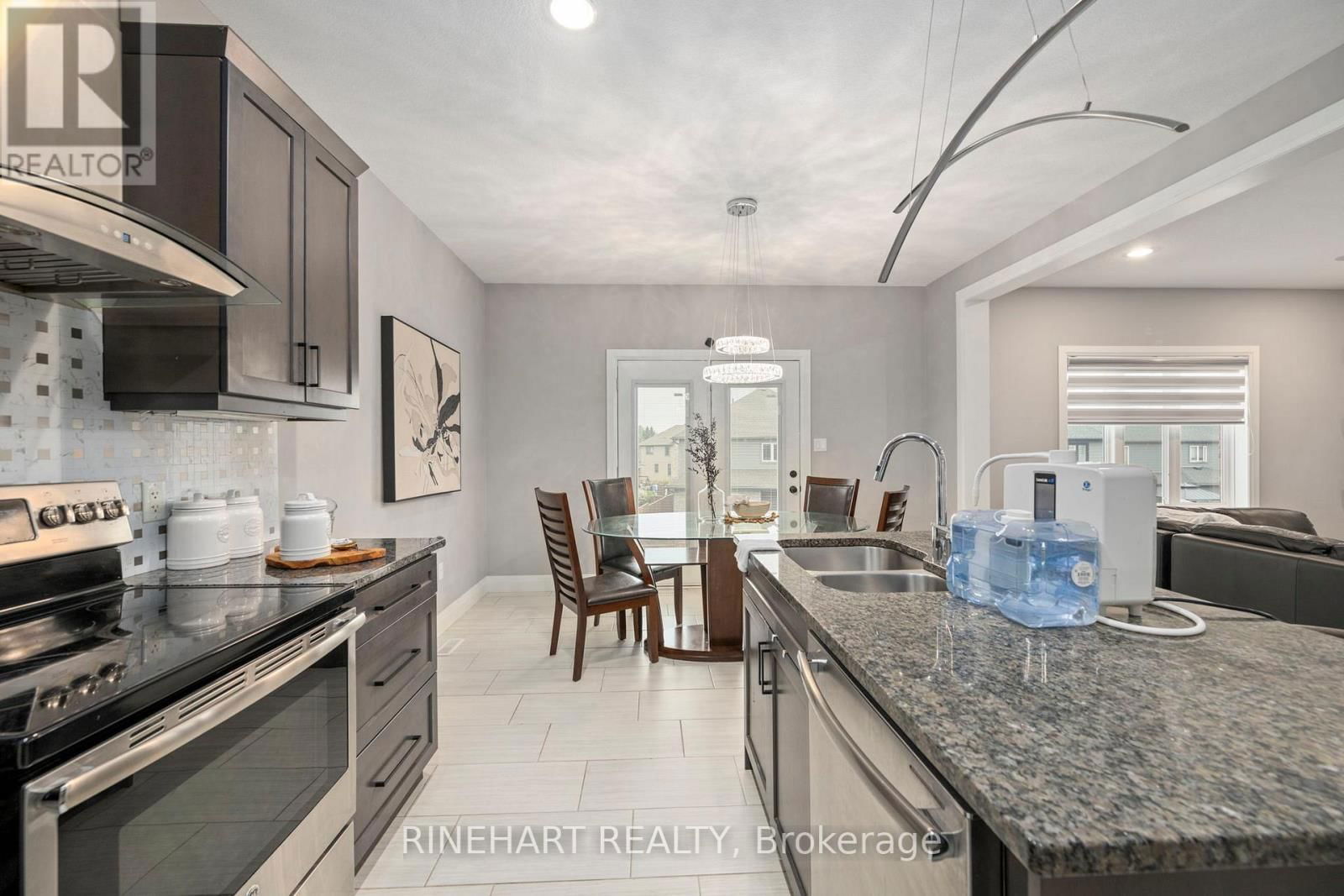 2512 HOLBROOK DRIVE Image 11