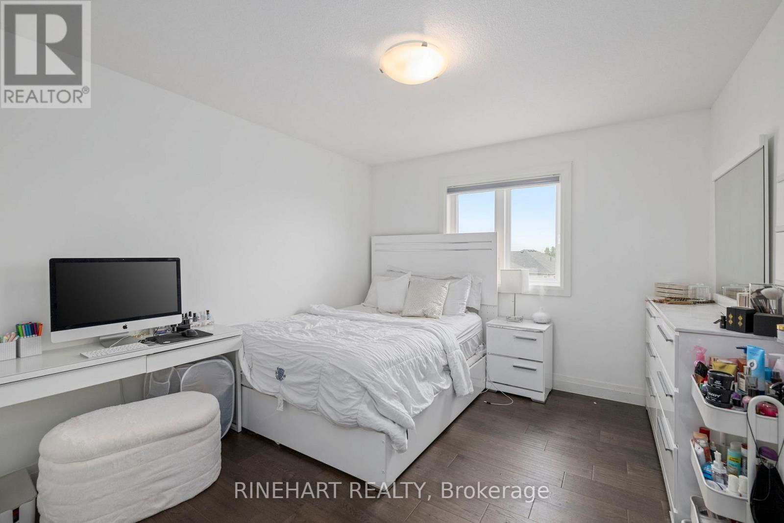 2512 HOLBROOK DRIVE Image 20
